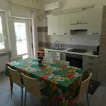 Daire Via Cortonese 1