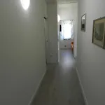 Appartement Via Cortonese 1 *