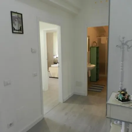 Via Cortonese 1 Apartment *