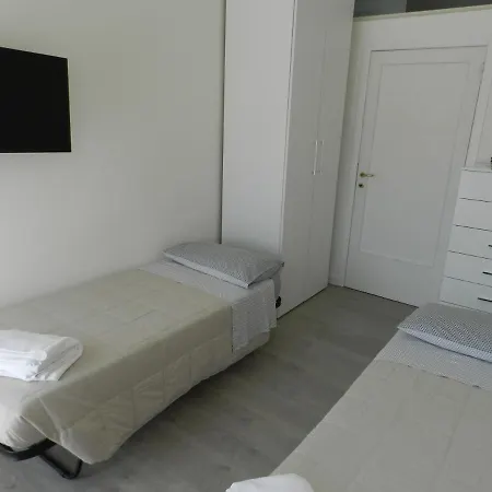 Apartment Via Cortonese 1