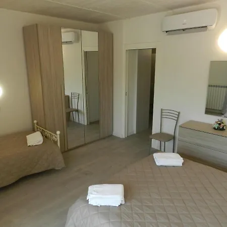 Apartment Via Cortonese 1