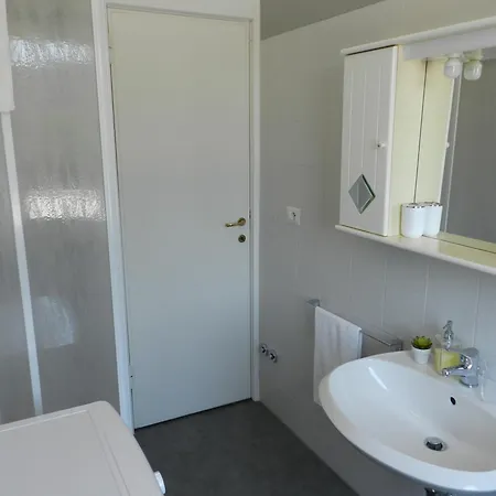 Apartment Via Cortonese 1 *