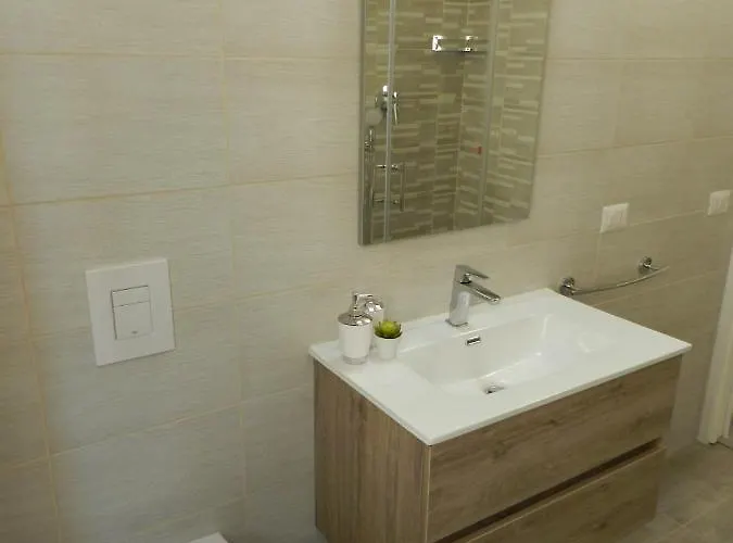 דירה Via Cortonese 1 פרוג'ה